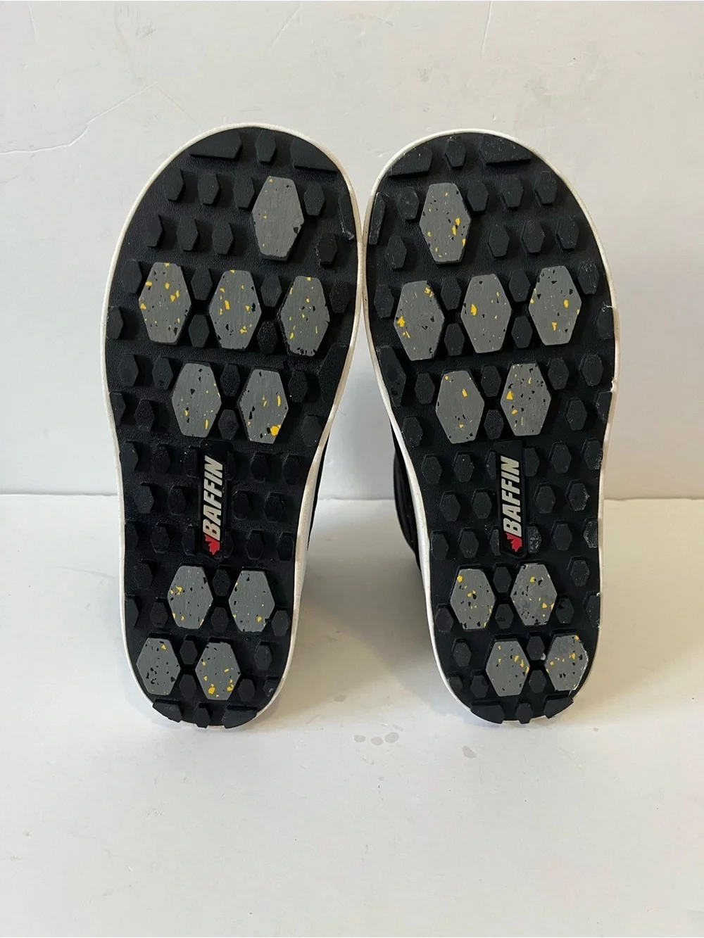 Baffin Tornio Black Puffer Waterproof Platform Boots Women's Size 9